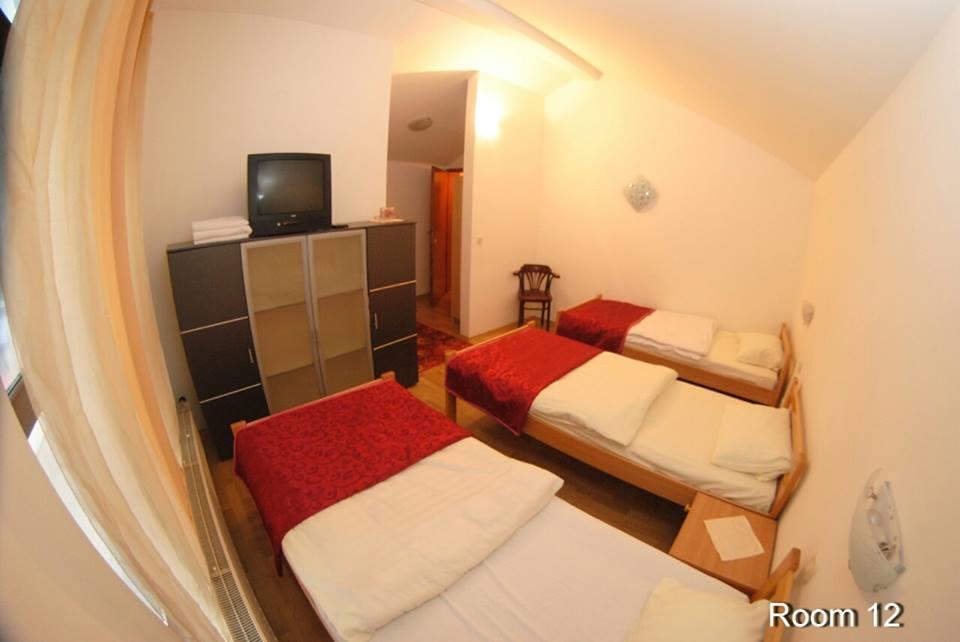 Motel Bella Italia Ilidža Buitenkant foto