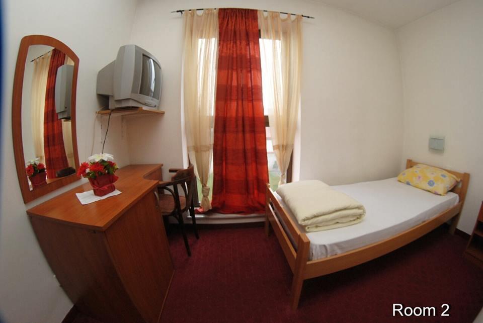 Motel Bella Italia Ilidža Buitenkant foto