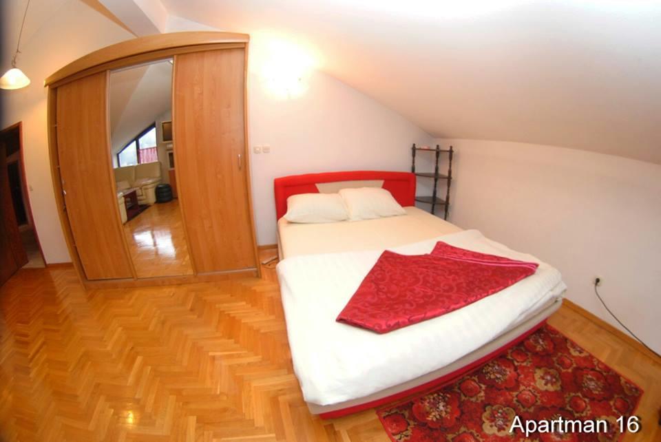 Motel Bella Italia Ilidža Buitenkant foto