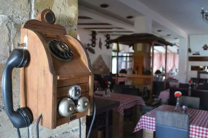 Motel Bella Italia Ilidža Buitenkant foto